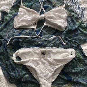 White Lacy Boho crisscross bikini swimsuit